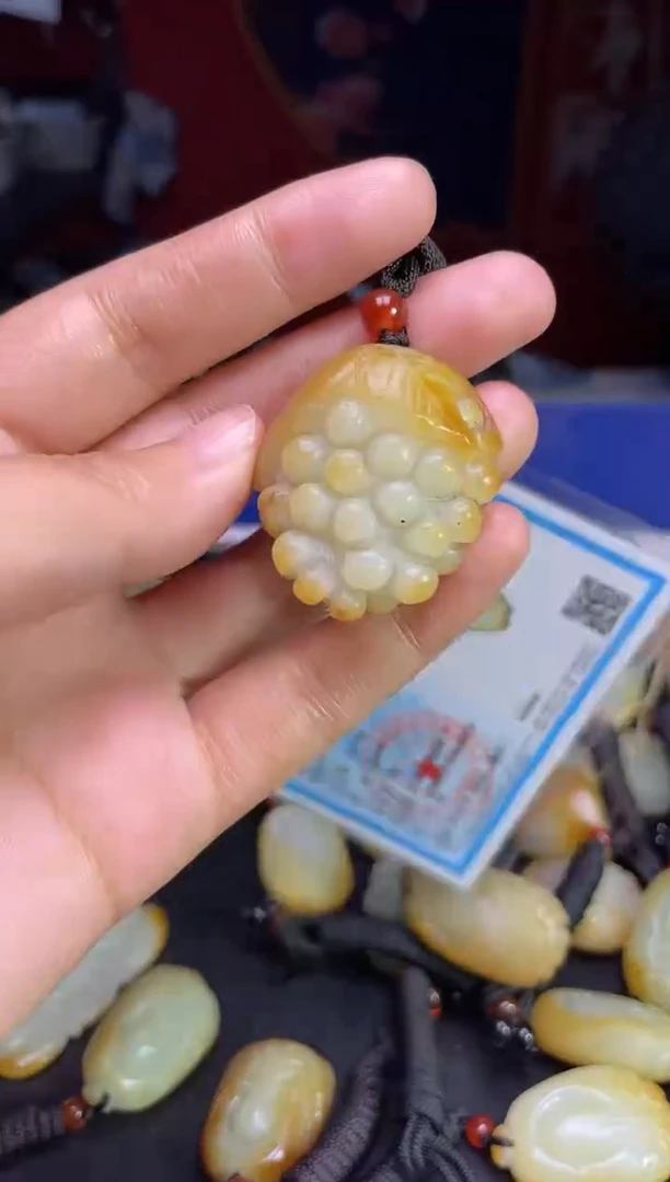 颈饰未镶嵌和田玉23