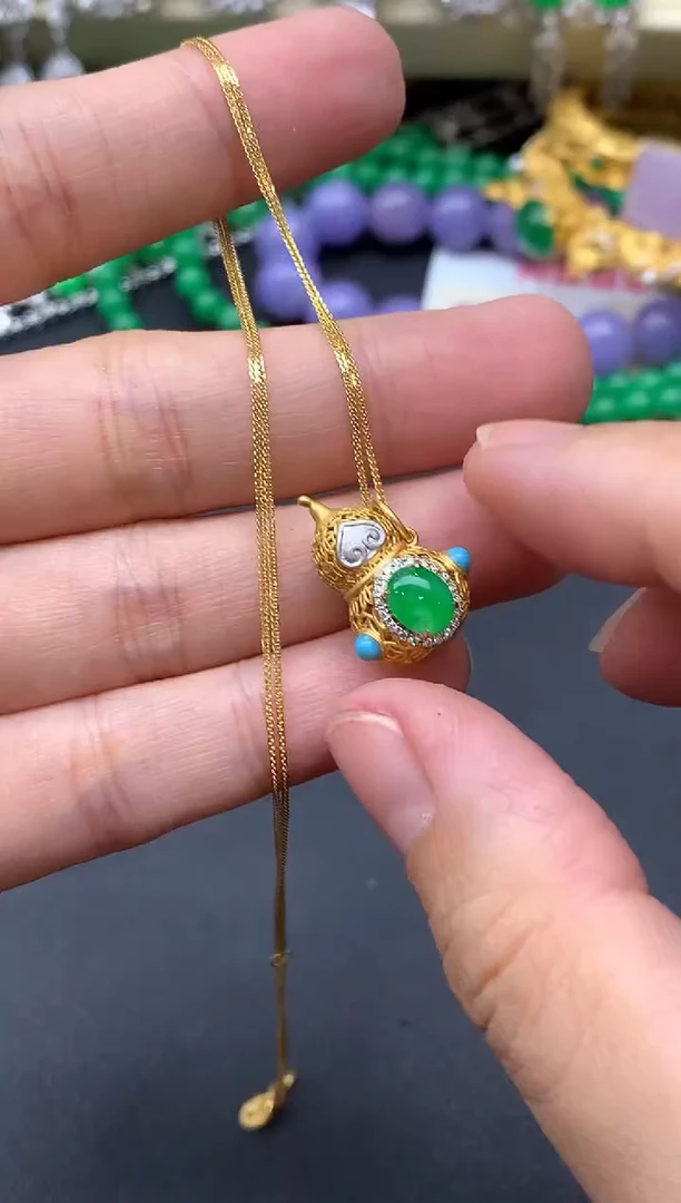 颈饰18K金镶嵌翡翠587-中国好珍宝