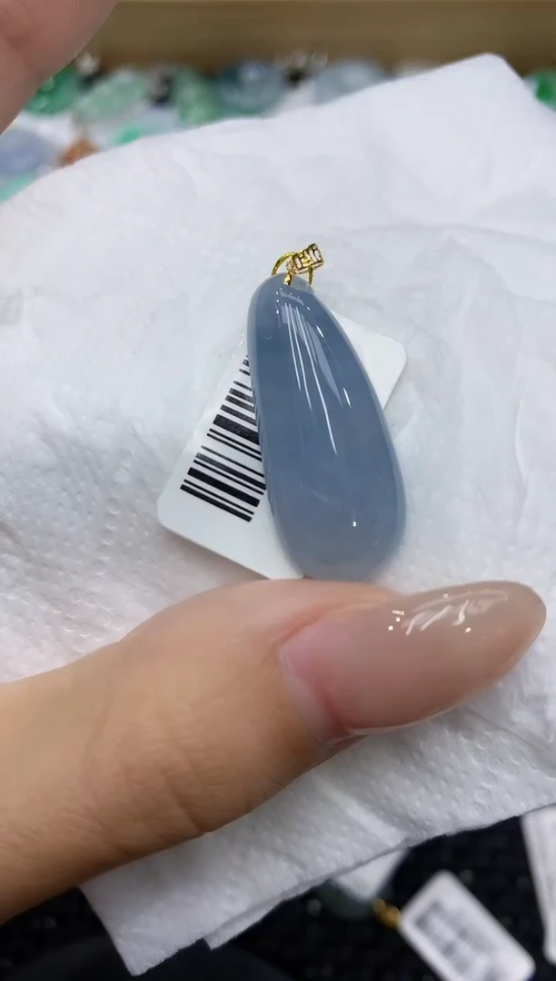 翡翠18K金镶嵌颈饰111111111111