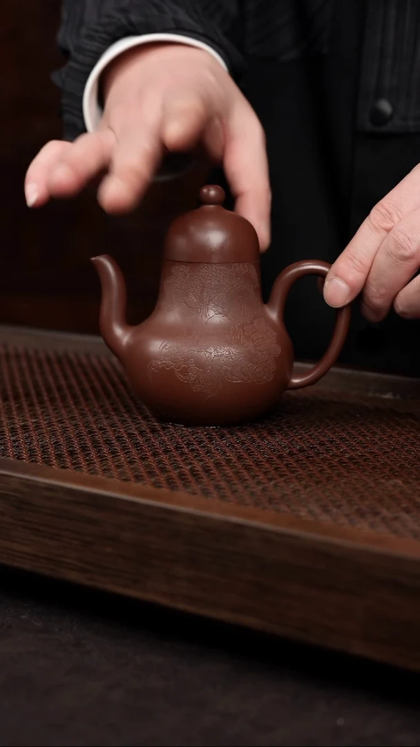 【闪购商品】紫砂茶壶底槽清刻绘思婷