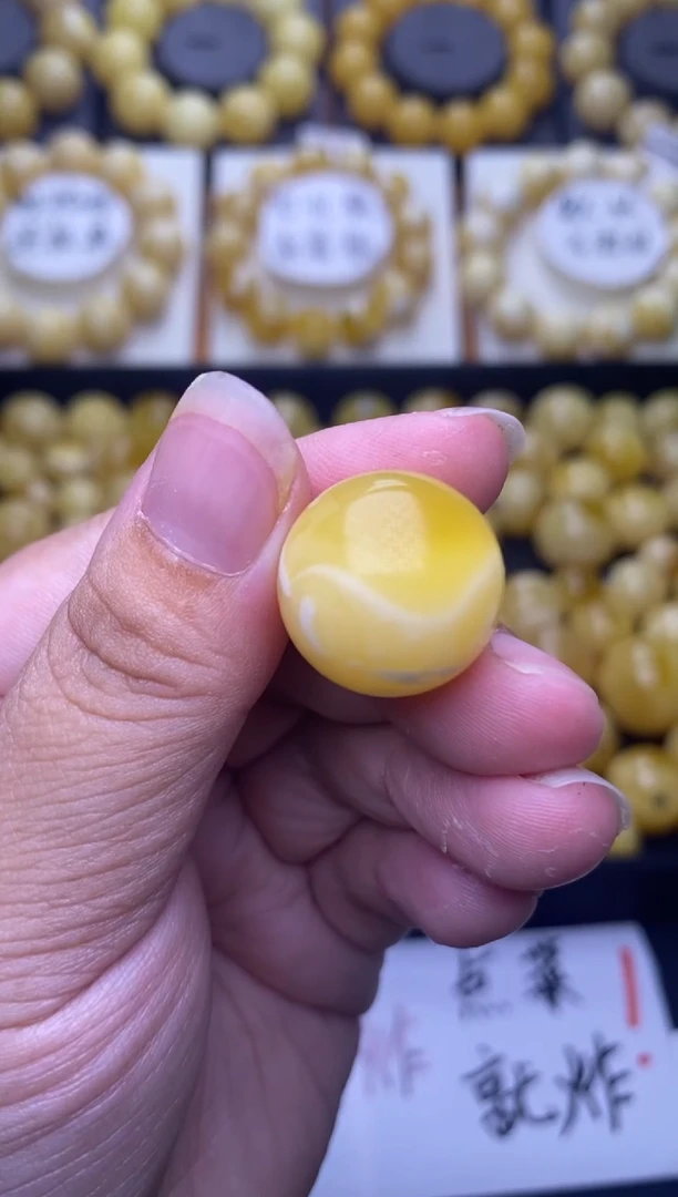 裸石琥珀未镶嵌大小姐珠宝严选48