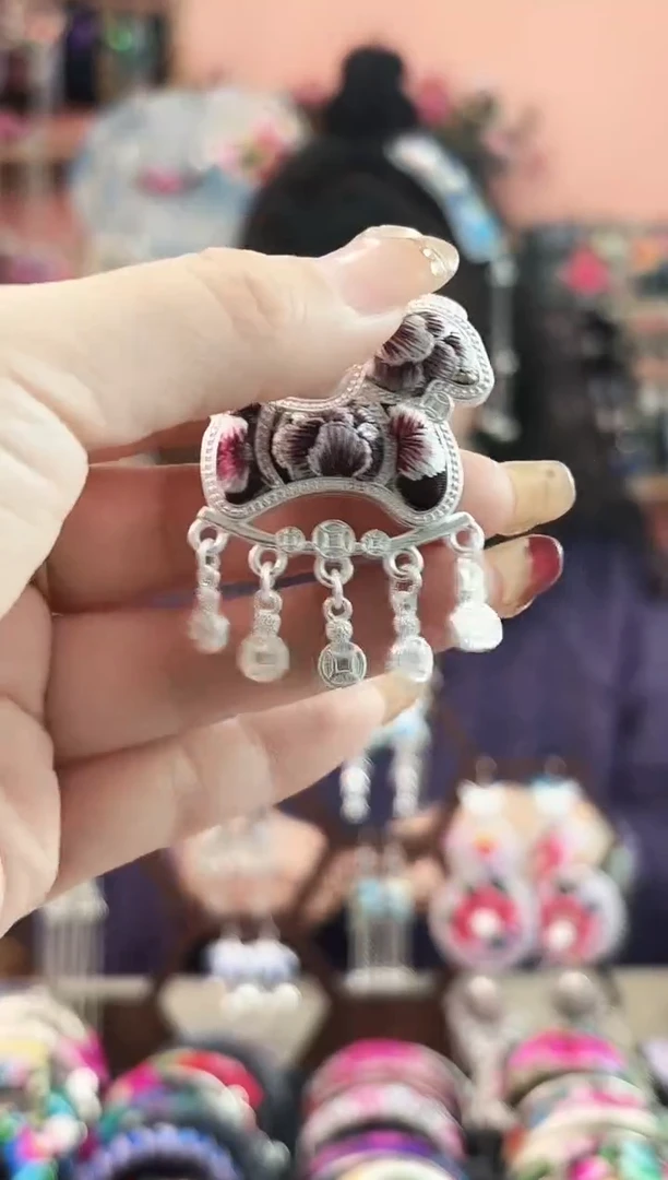 艺枝独绣手工饰品411