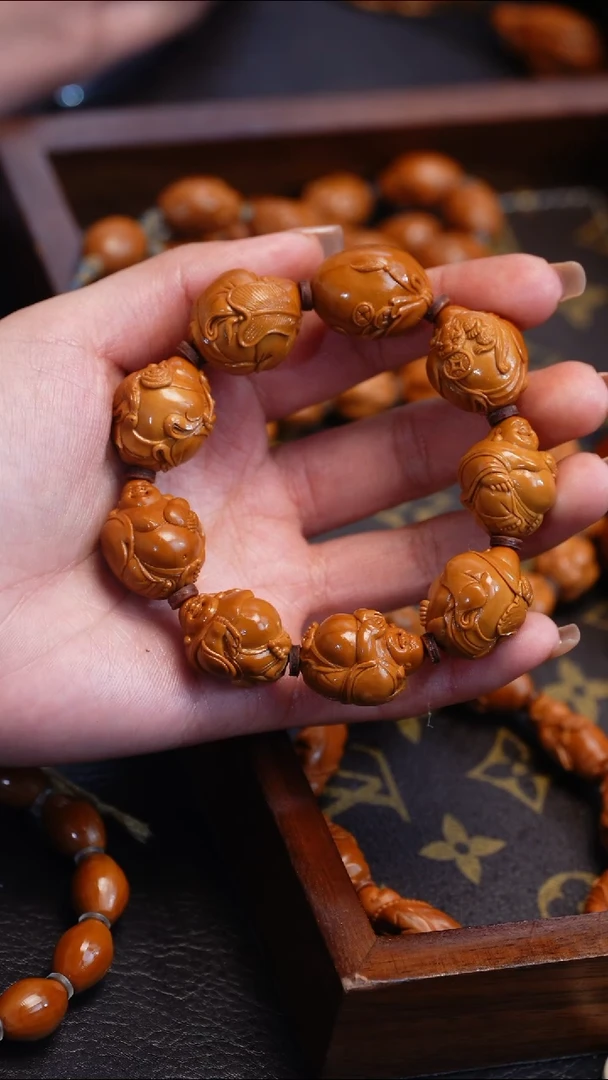 【闪购商品】橄榄核吊坠苏工橄榄核