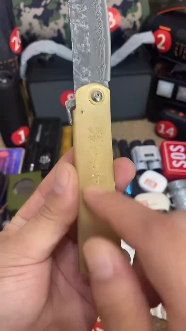 瓷片闪购商品 如图所示