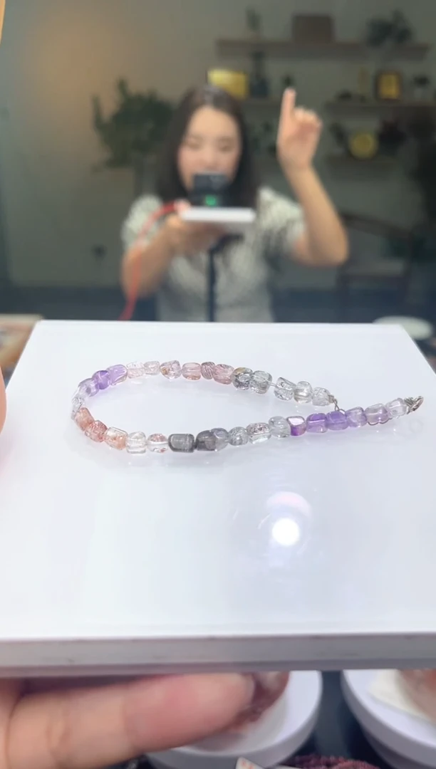 水晶手串未镶嵌——超七手链