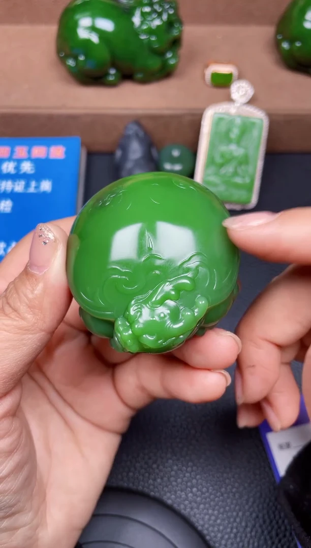 颈饰未镶嵌和田玉F1225