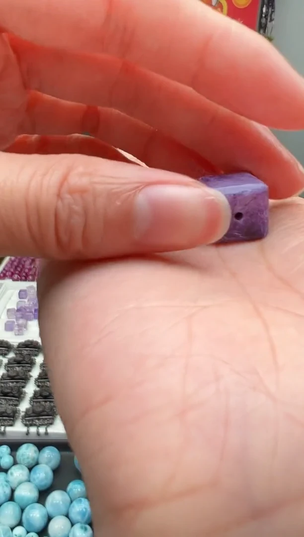 【闪购商品】查罗石（紫龙晶）颈饰未镶嵌16a多样性发一/1.18/1个12M