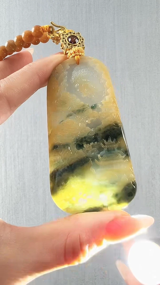 颈饰未镶嵌翡翠山水