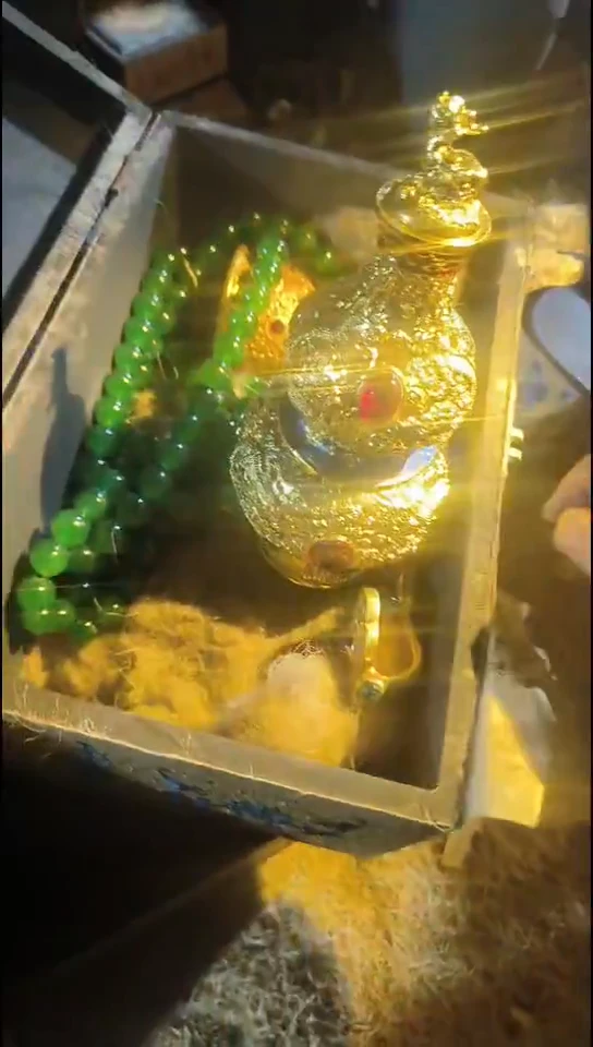 香榧木（1个开封圆圈卡其色长方形盒子链接）