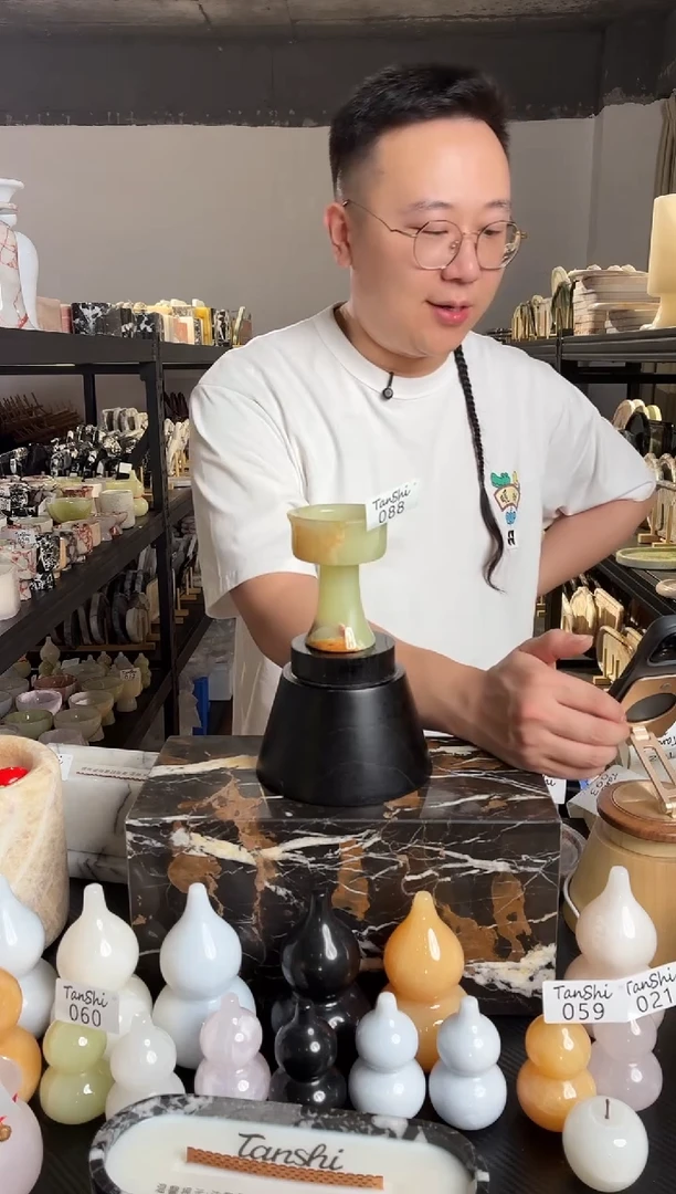 石材088古青玉长脚烛台