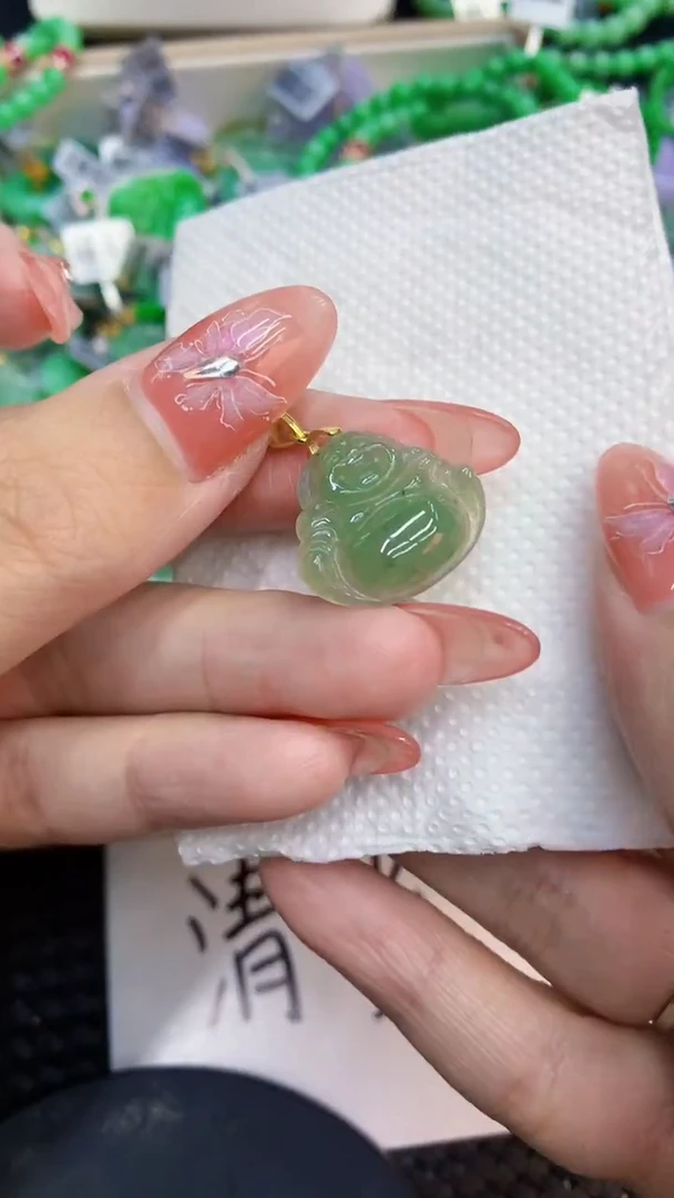 颈饰未镶嵌翡翠1