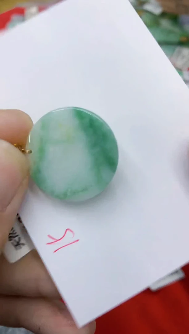 翡翠未镶嵌颈饰号链接1111111