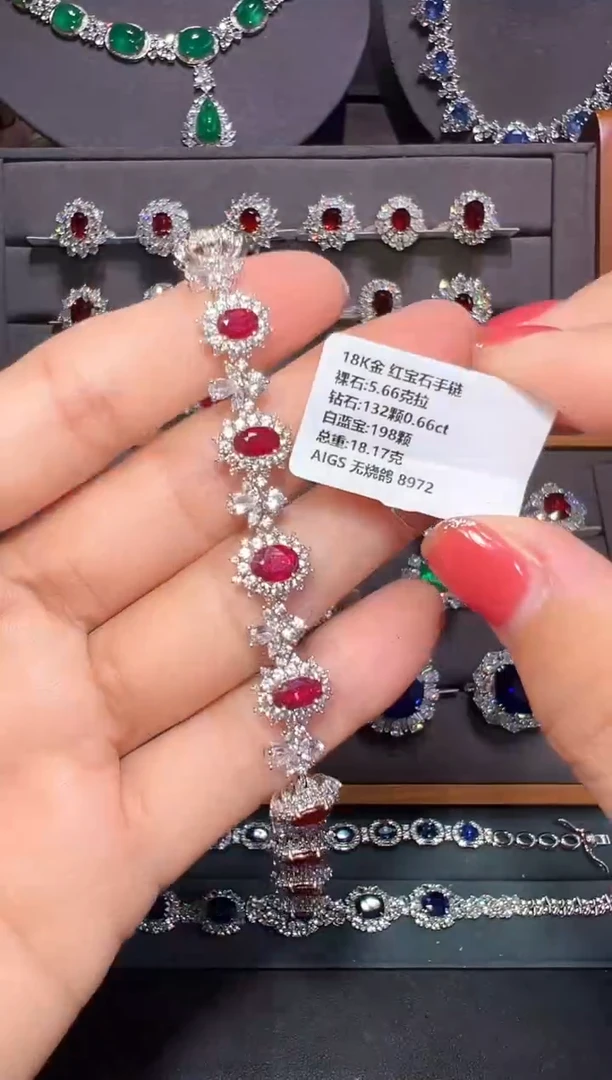 18K金镶嵌手链红宝石5.66ct/AIGS/无烧鸽血红