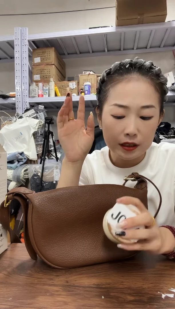PVC上车啦 宝宝们抓紧时间去链接拍吧发两瓶奶罐