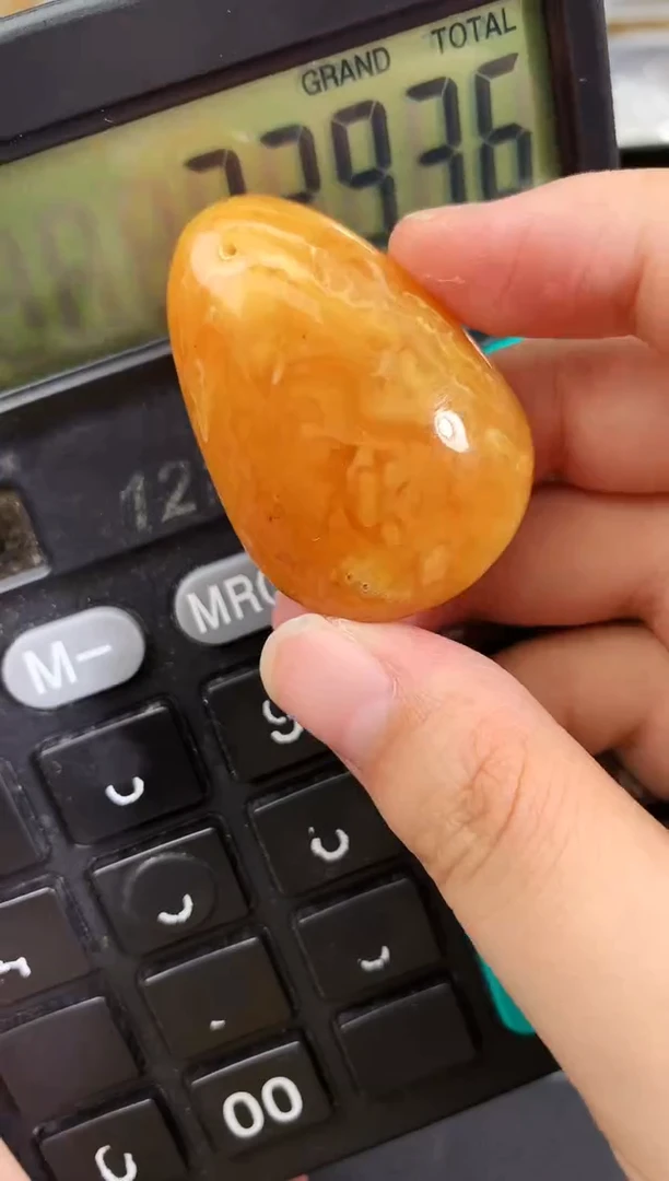 蜜蜡未镶嵌珠宝奇石49