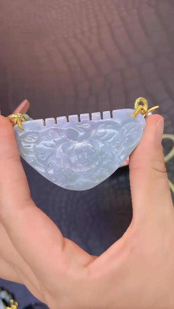 翡翠未镶嵌颈饰翡翠梳子吊坠