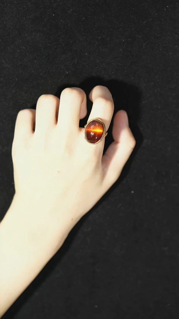 【闪购商品】琥珀裸石银S925镶嵌红蓝猫眼戒指