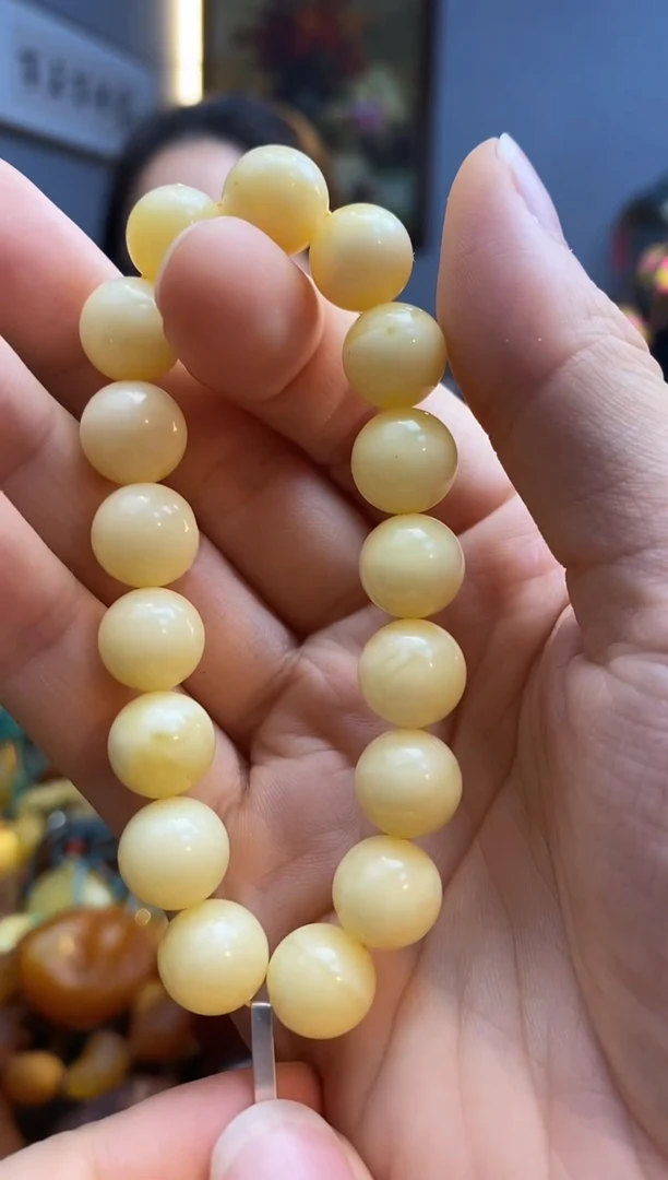 未镶嵌琥珀手串手串