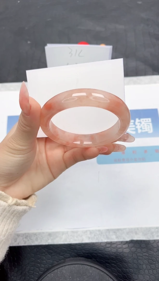 【闪购商品】石英质玉手镯未镶嵌L78-55.8