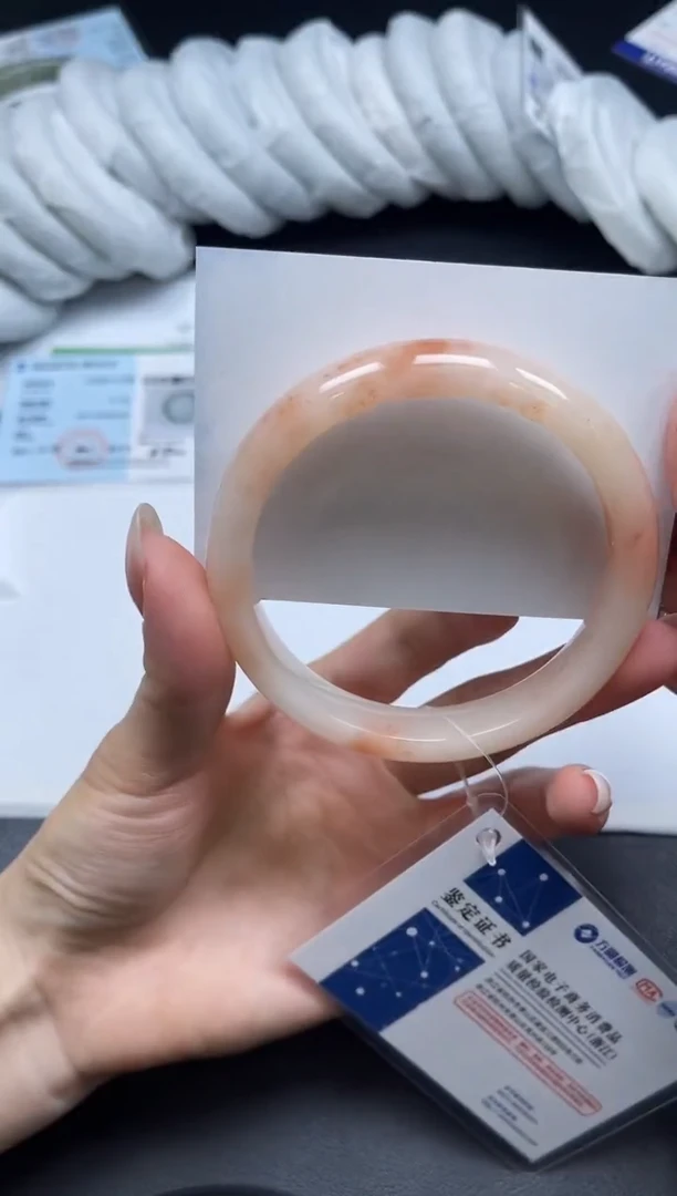 未镶嵌手镯石英质玉0107-6061