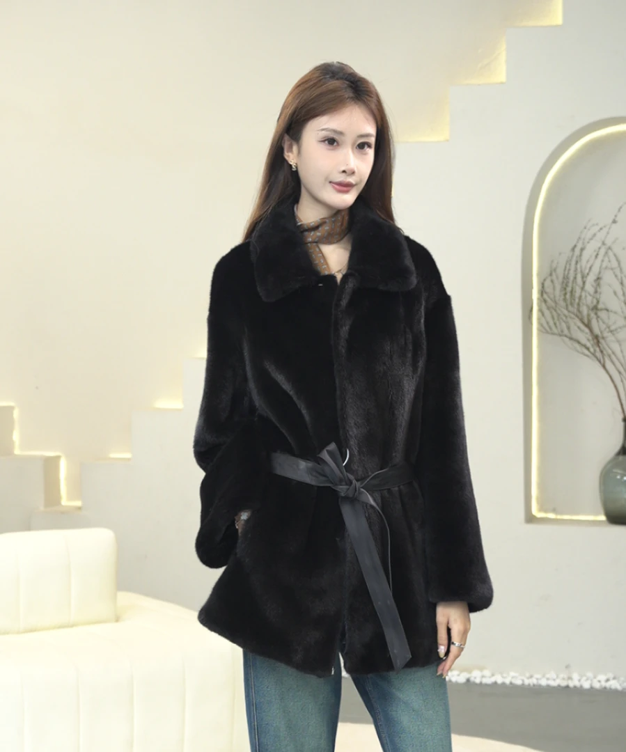 新品尝鲜/75cm翻领/优雅腰带款/黑色宝嘉美水貂外套J22339