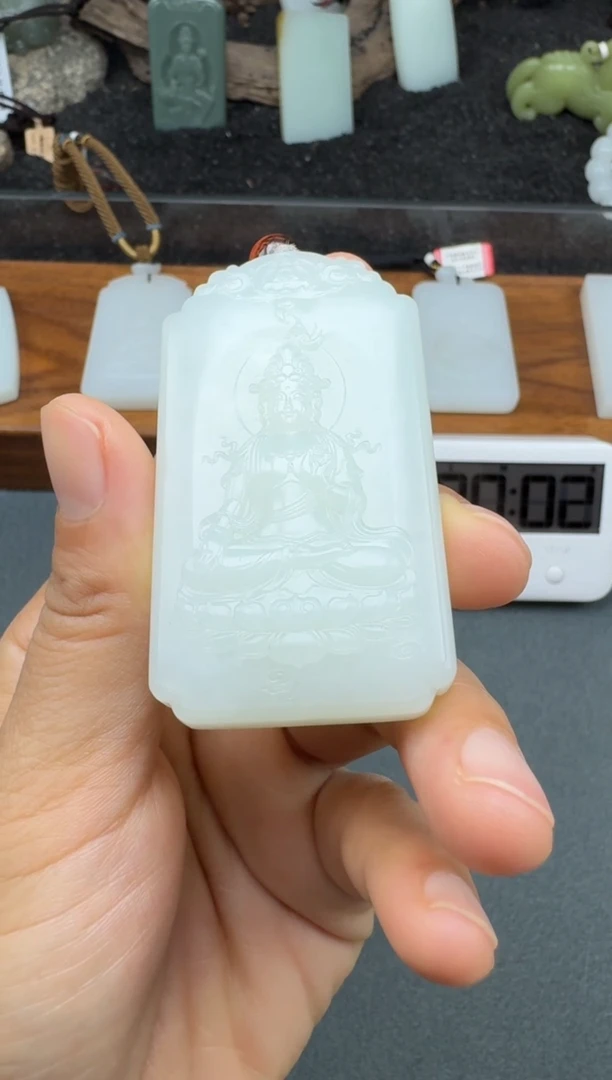 颈饰未镶嵌和田玉2