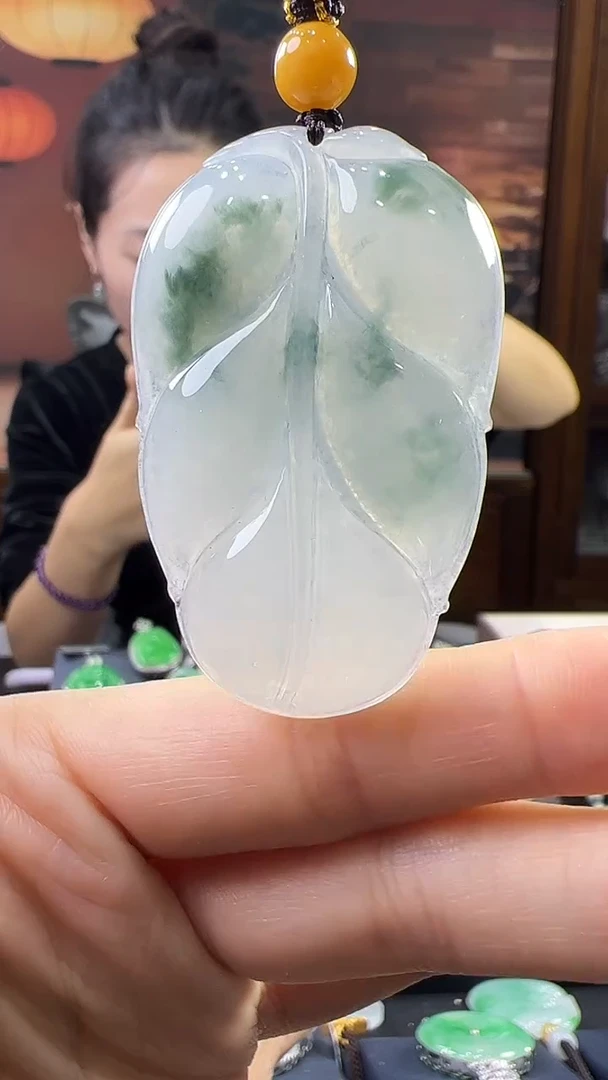 未镶嵌挂件翡翠叶子