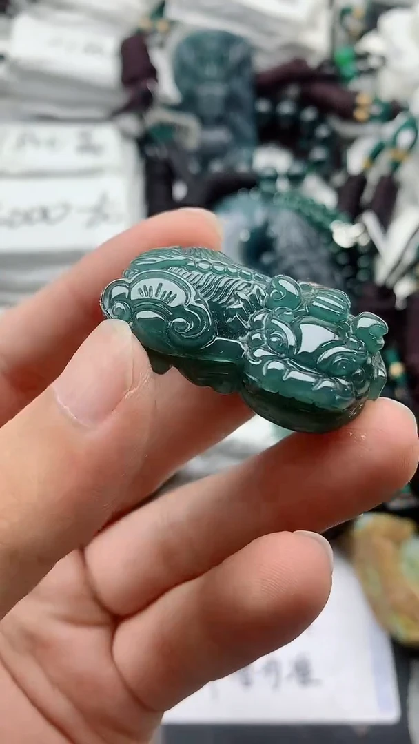 翡翠未镶嵌颈饰888