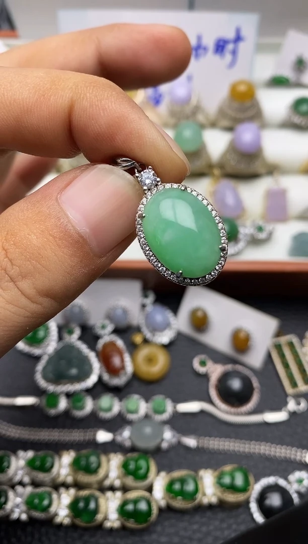 颈饰银S925镶嵌翡翠2221