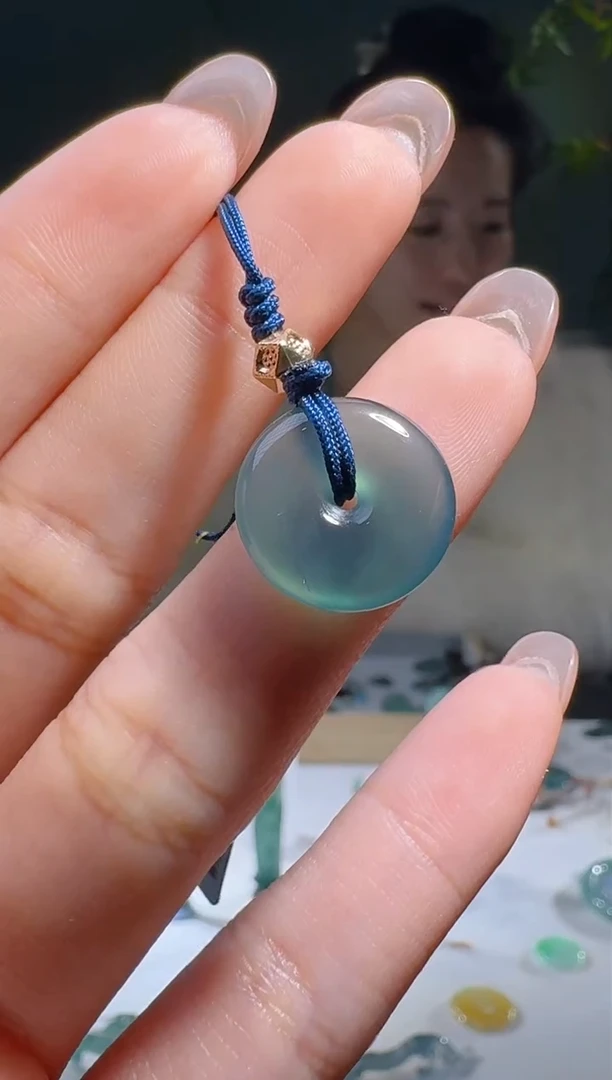 【闪购商品】翡翠颈饰未镶嵌天然A货翡翠