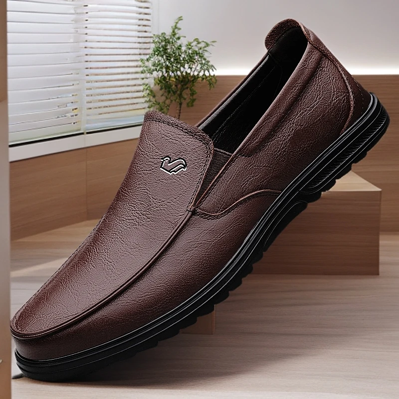 【富贵鸟正品】男士新款真皮软底软面休闲鞋子春季耐磨厚底爸爸皮鞋