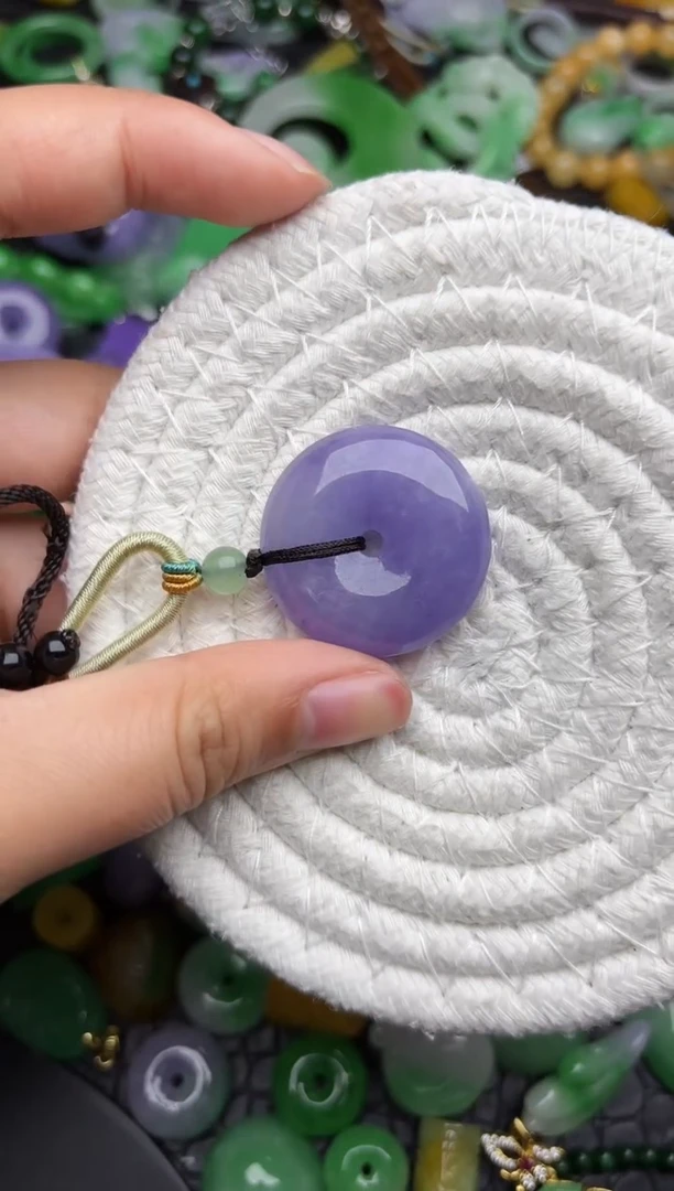 颈饰未镶嵌翡翠缅甸翡翠吊坠