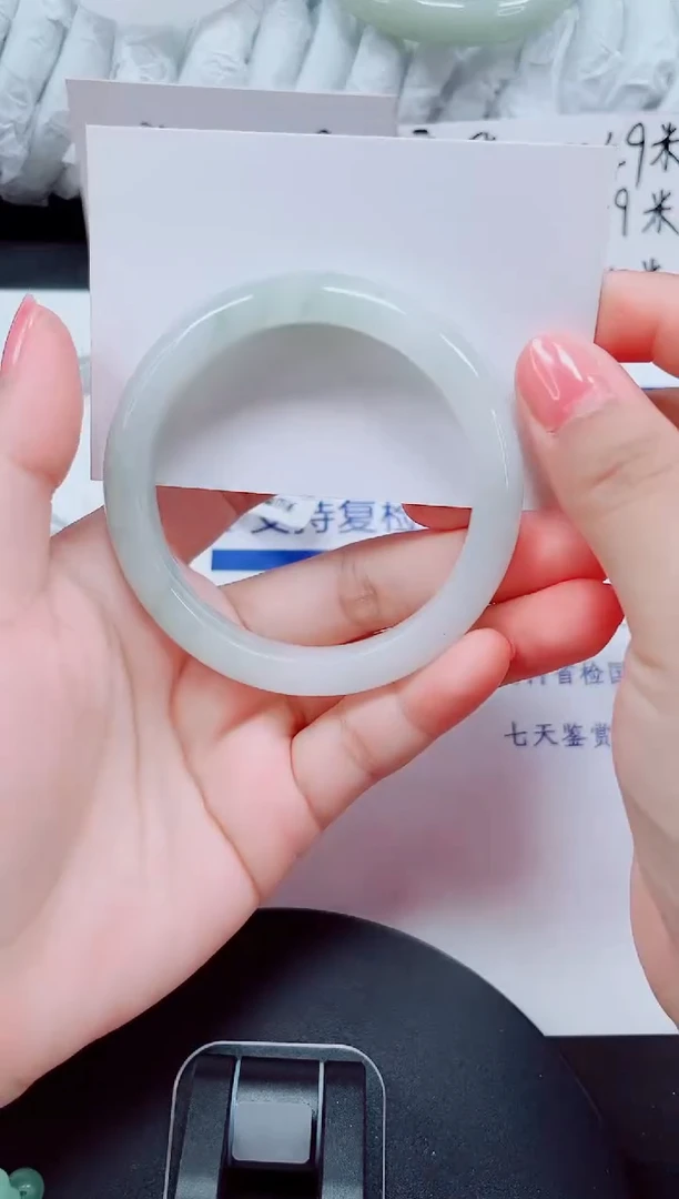 未镶嵌手镯石英质玉58-55/56