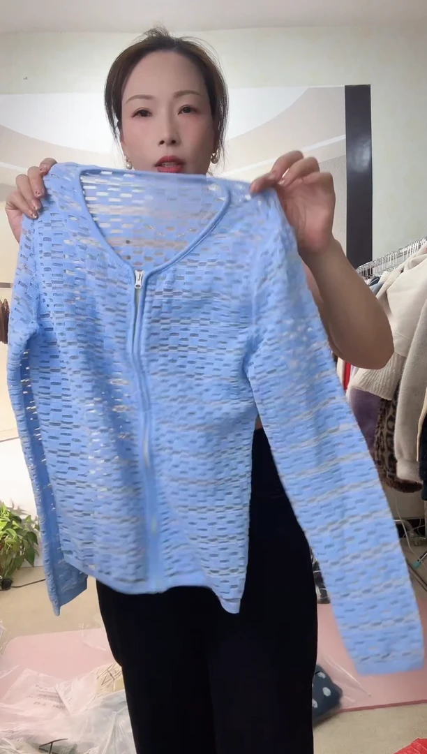 栀*蓝色开衫99999999999