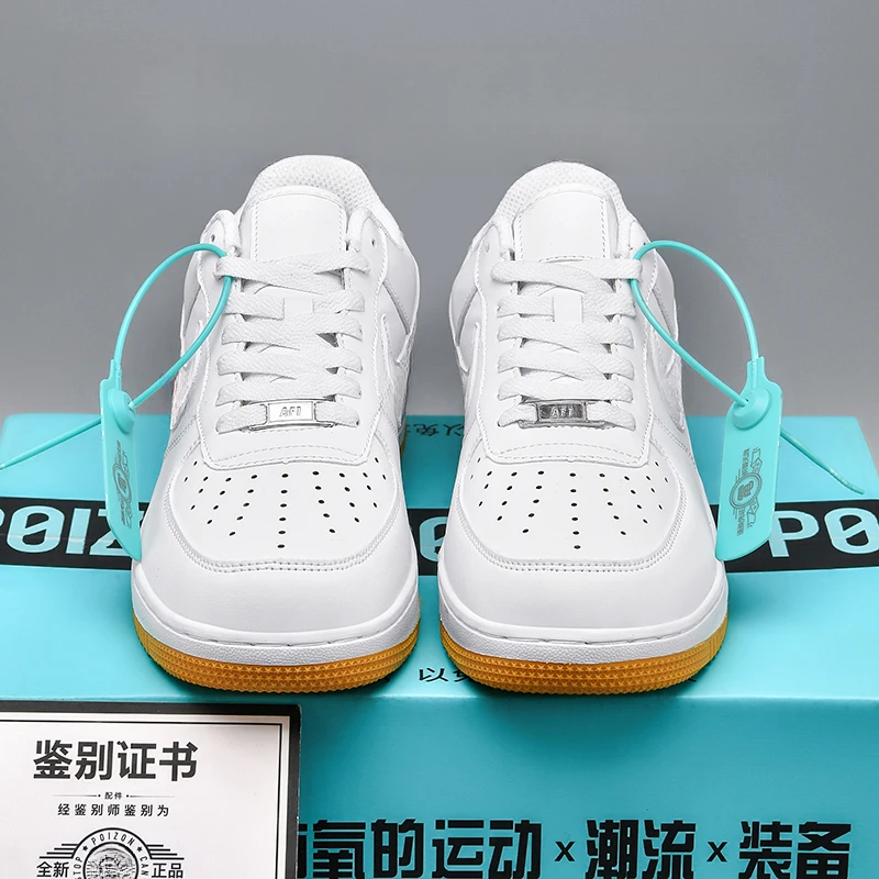 2025新款空军一号白生胶时尚板鞋百搭学生校园黑白黑厚底纯白板鞋