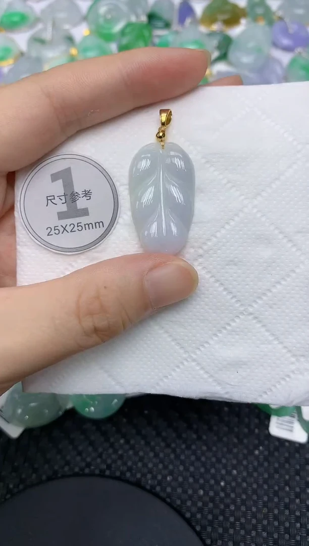 翡翠未镶嵌颈饰111111111