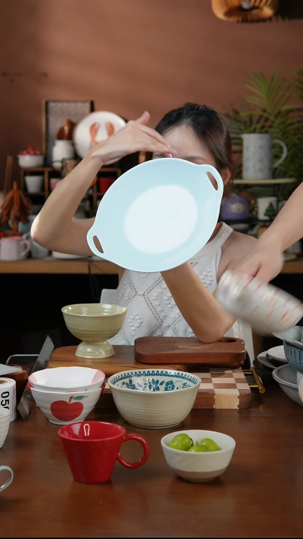 瓷片淡蓝色双耳盘 微瑕 凑满20发货