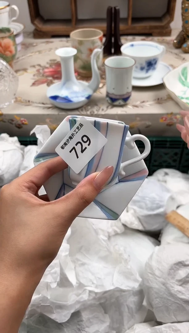 瓷片蓝****吧H         729