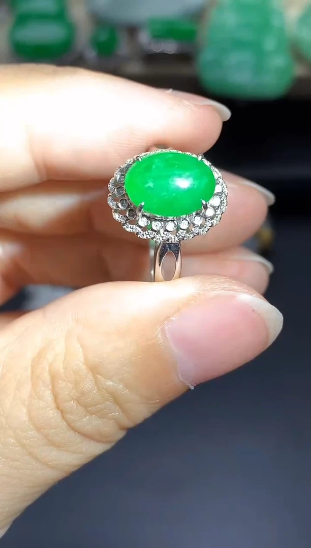 18K金镶嵌戒指翡翠用****雨521-中国好珍宝