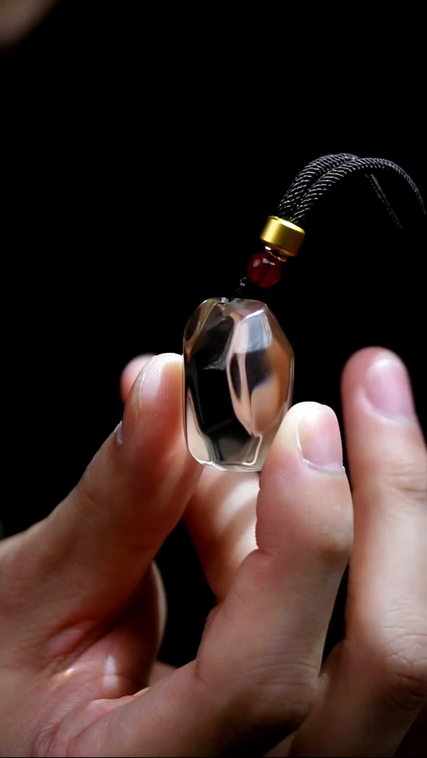 吊坠(赠链)未镶嵌水晶水晶