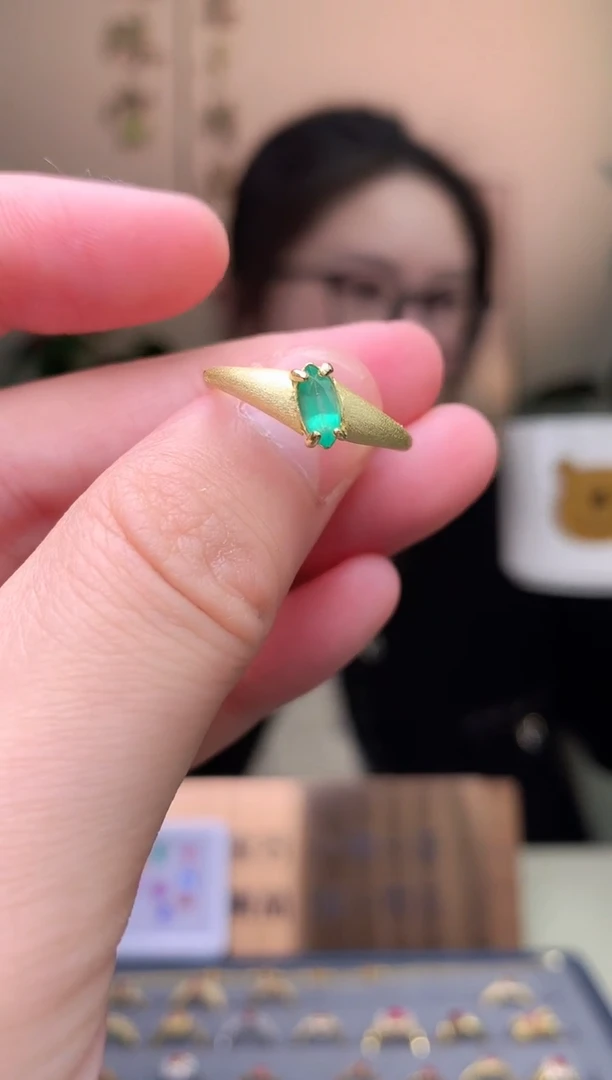 【闪购商品】祖母绿戒指银S925镶嵌戒指