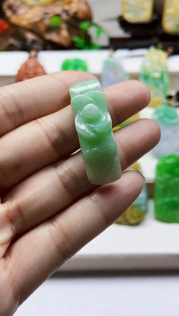 颈饰未镶嵌翡翠翡翠A货多样发