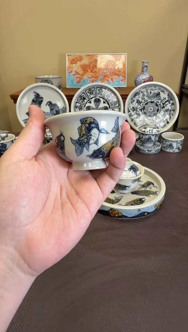 二号釉九鲤图小压手杯