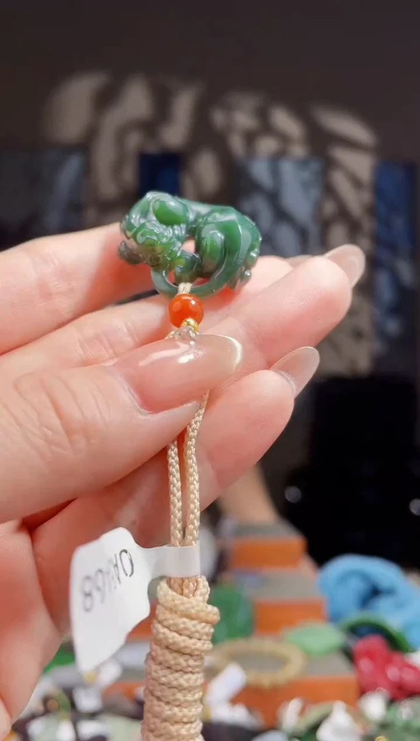 【闪购商品】和田玉颈饰未镶嵌拍一发一