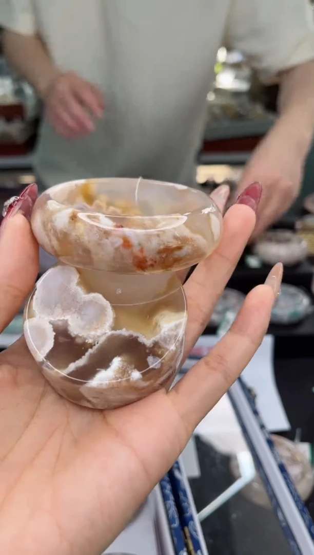 【闪购商品】石英质玉手镯未镶嵌54圈口（赠品镯心）1567100