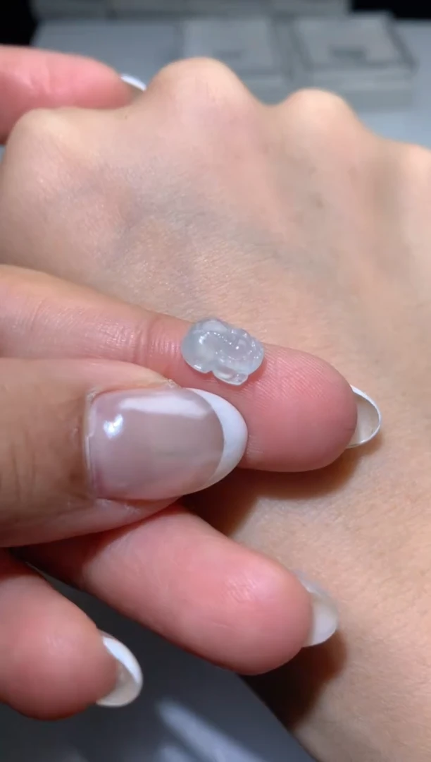 未镶嵌定制翡翠毛货