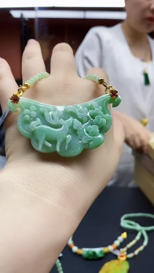 颈饰未镶嵌翡翠翡翠吊坠