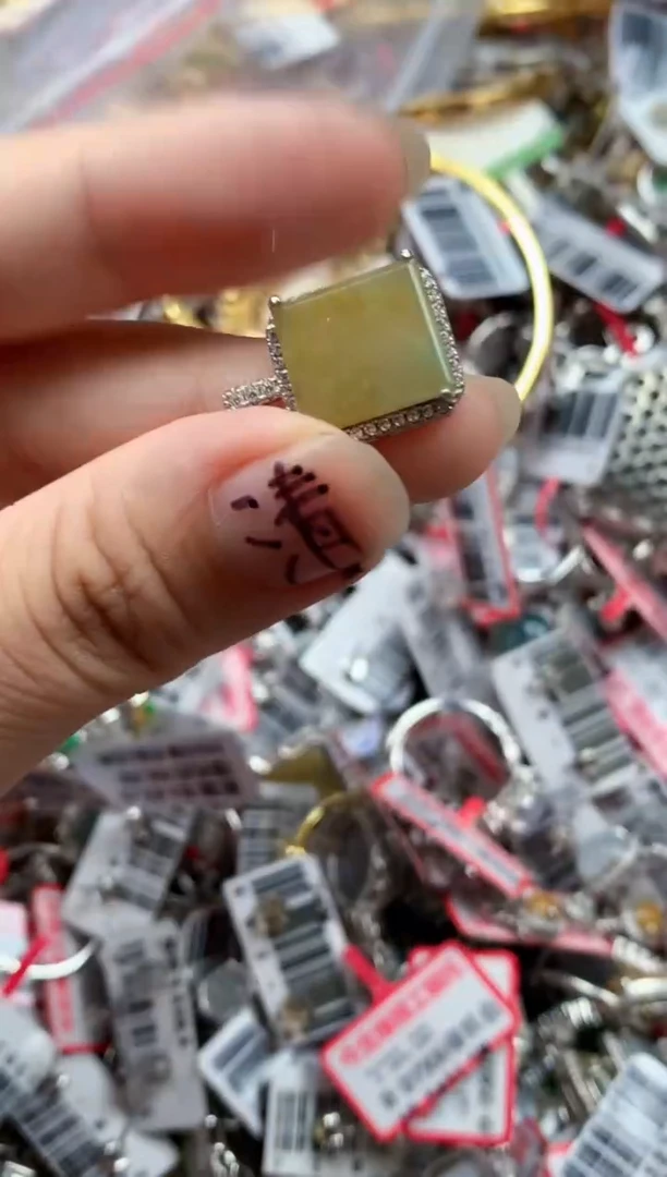 银S925镶嵌戒指翡翠天然A货缅甸翡翠