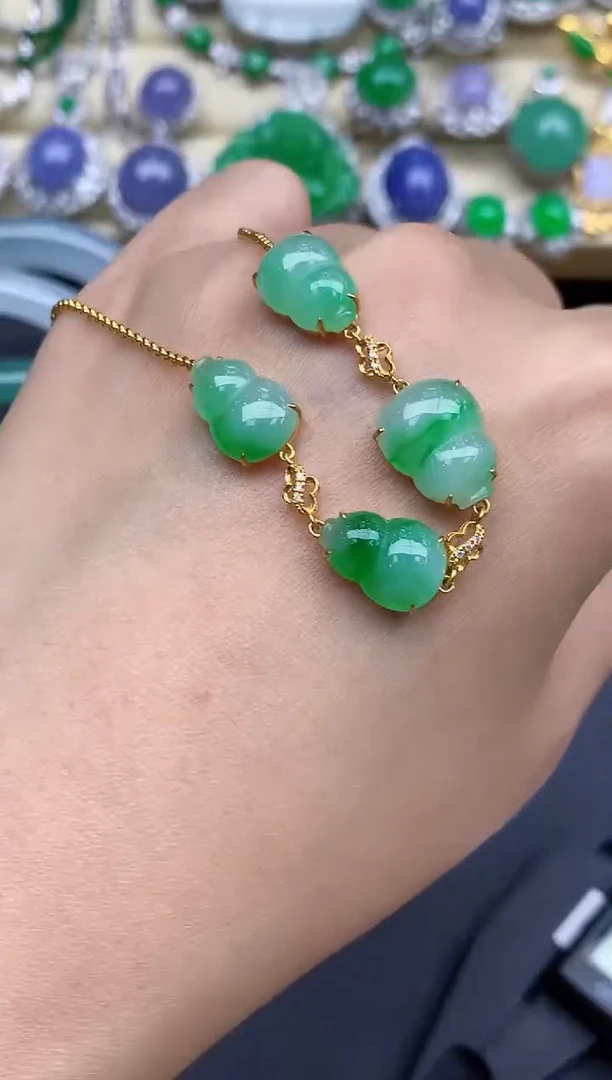 18K金镶嵌手链翡翠442-春日珠宝