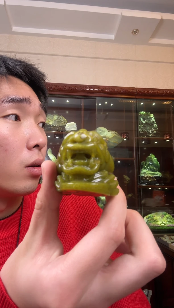 【闪购商品】岫玉手把件未镶嵌貔貅